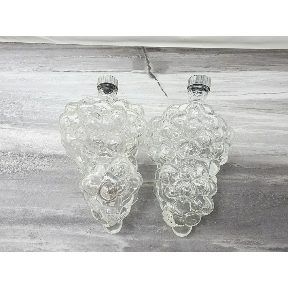 Pair (2) Vintage Grape Cluster Wine Bottle Decanterd Clear Glass w/‎ Lids France